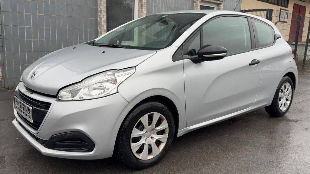 Peugeot 208 39.435 km 4.950 &euro; Gelsenkirchen 45884