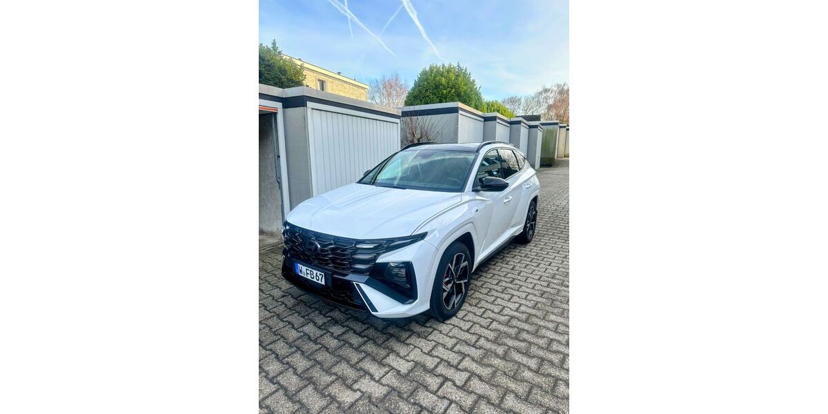 Hyundai TUCSON 15.300 km 36.500 &euro; Wuppertal 42111