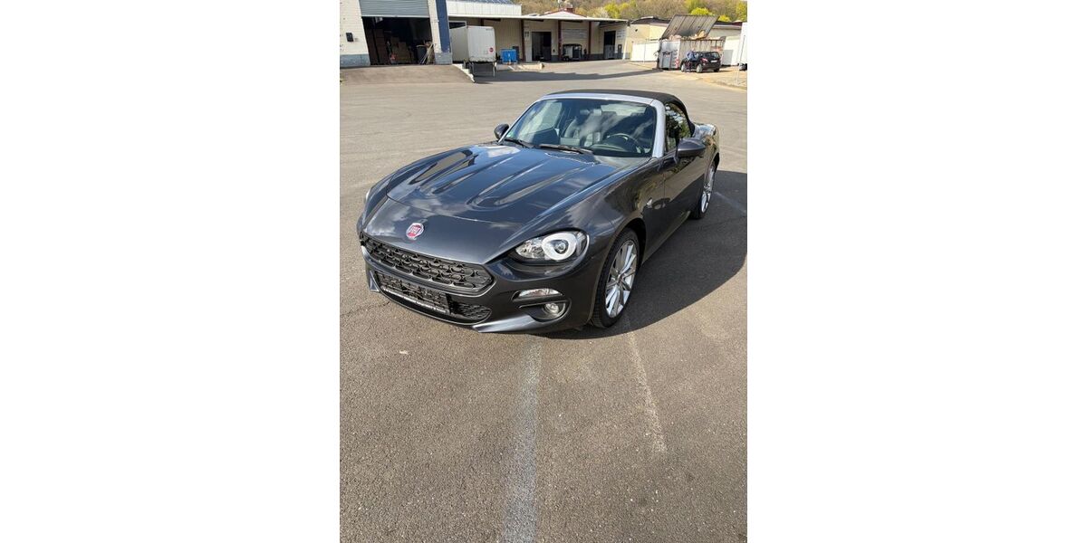 Fiat 124 Spider 29.551 km 22.999 &euro; Wuppertal 42285