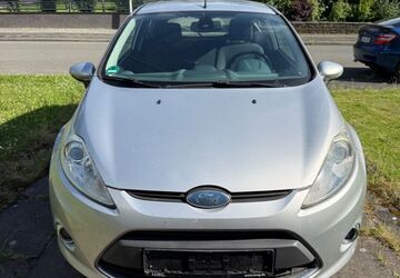 Ford Fiesta 164.800 km 2.200 &euro; Bochum 44801