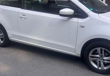 Seat Mii 69.000 km 5.400 &euro; oberhausen 46147