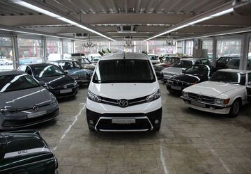 Toyota Proace (Verso) 95.000 km 13.490 &euro; Essen 45356