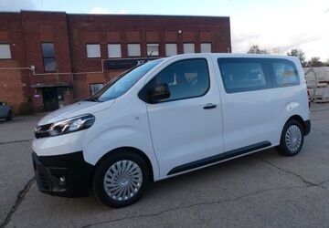 Toyota Proace (Verso) 102.824 km 23.950 &euro; Essen 45309