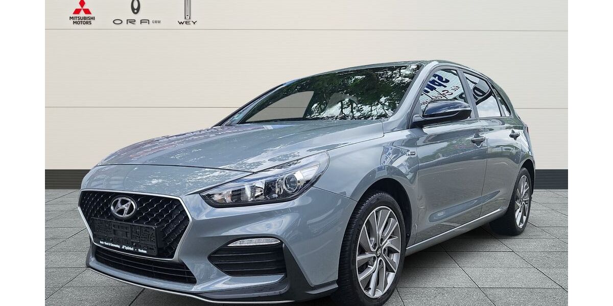 Hyundai i30 77.400 km 14.980 &euro; Bochum 44809