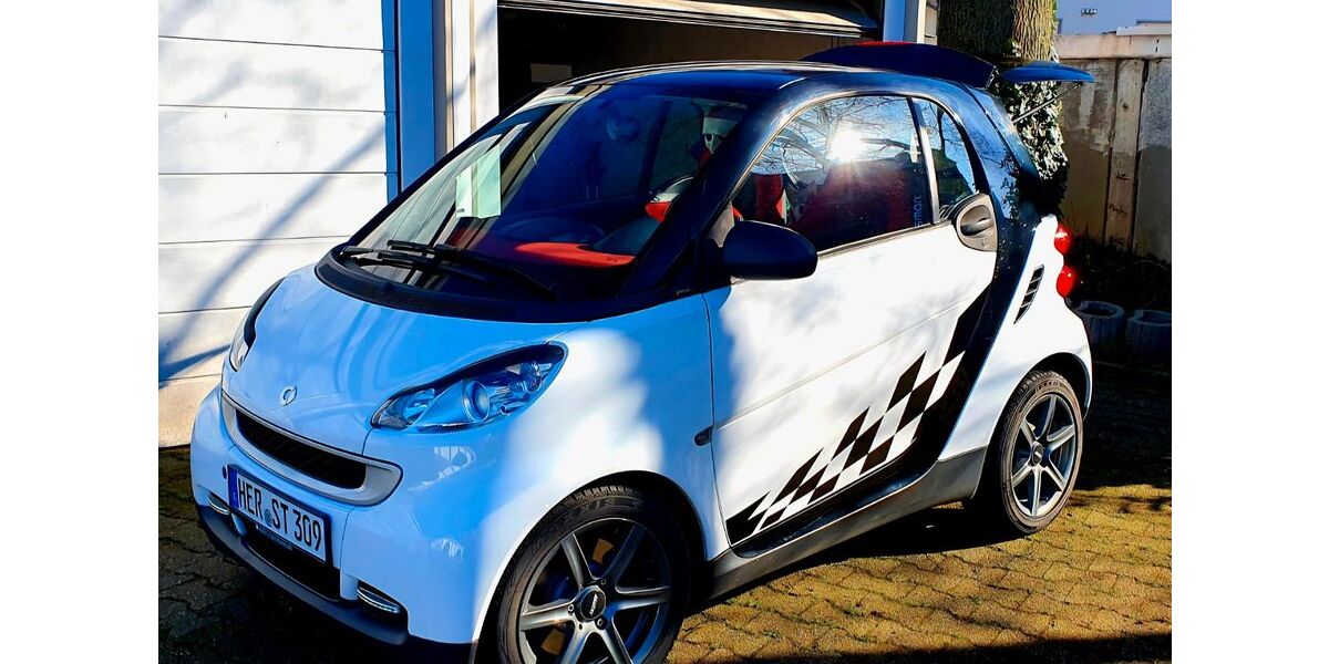 Smart ForTwo 84.500 km 4.899 &euro; Herne 44625