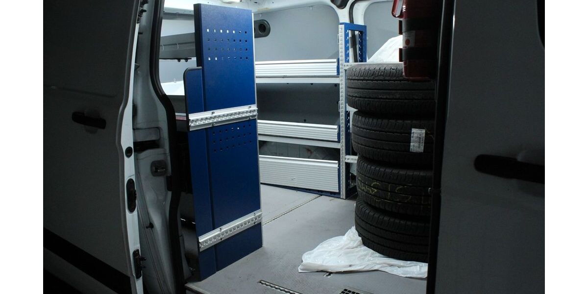 Ford Transit Custom 120.815 km 17.990 &euro; Bochum 44866