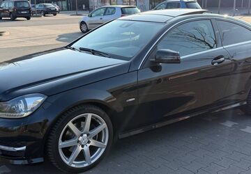 Mercedes-Benz C 250 147.000 km 17.000 &euro; Essen 45141
