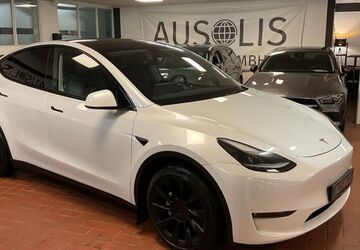 Tesla Model Y 110.000 km 28.490 &euro; Wülfrath 42489
