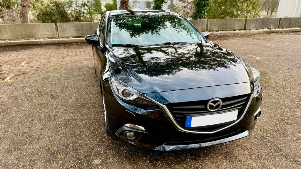 Mazda 3 140.000 km 9.000 &euro; Bochum 44787