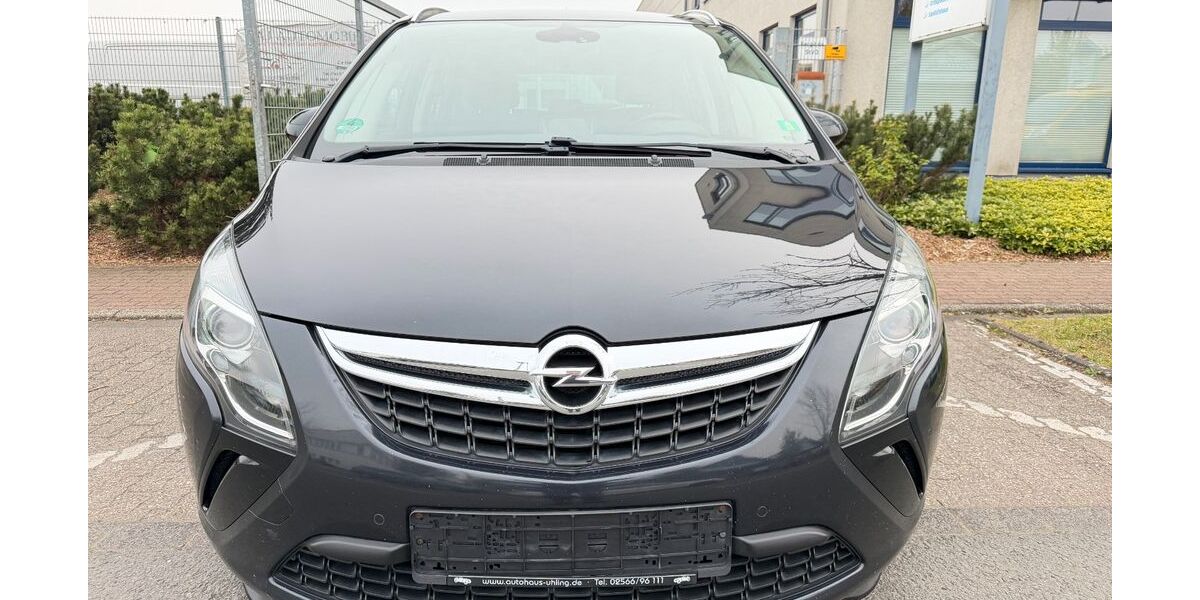 Opel Zafira Tourer 200.000 km 5.199 &euro; Oberhausen 46047