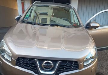 Nissan Qashqai+2 165.511 km 8.900 &euro; Hagen 58097