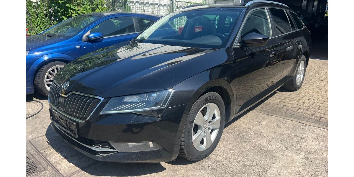 Skoda Superb 277.000 km 10.500 &euro; Bochum 44793