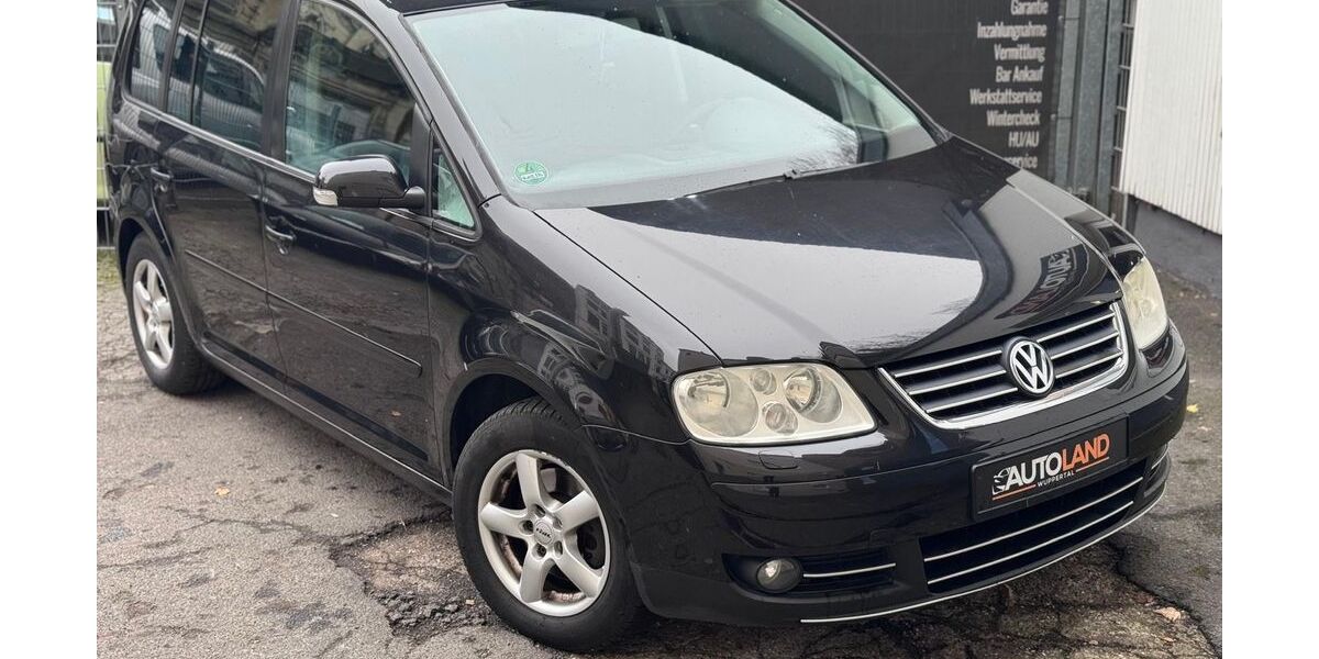 VW Touran 219.811 km 3.499 &euro; Wuppertal 42117