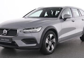Volvo V60 Cross Country 32.164 km 35.480 &euro; Essen-Kray 45309