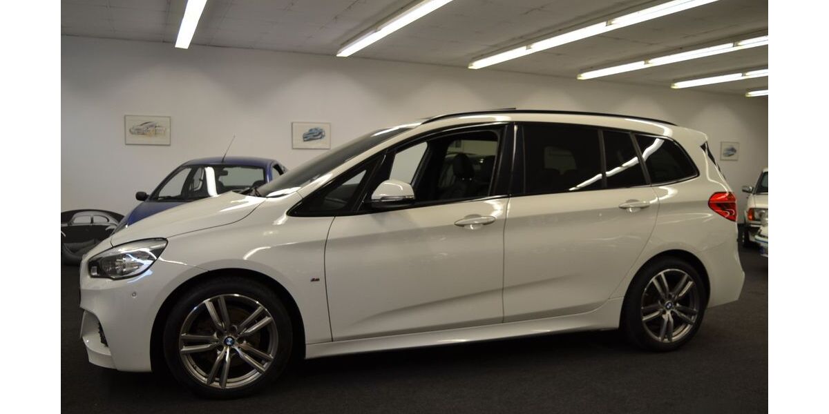 BMW 218 150.000 km 13.900 &euro; Mülheim-Speldorf 45478