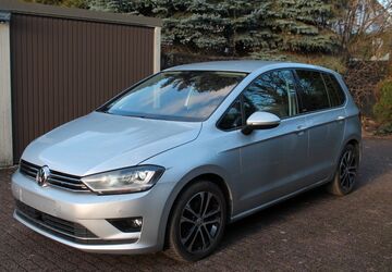 VW Golf 152.421 km 11.700 &euro; Essen 45279