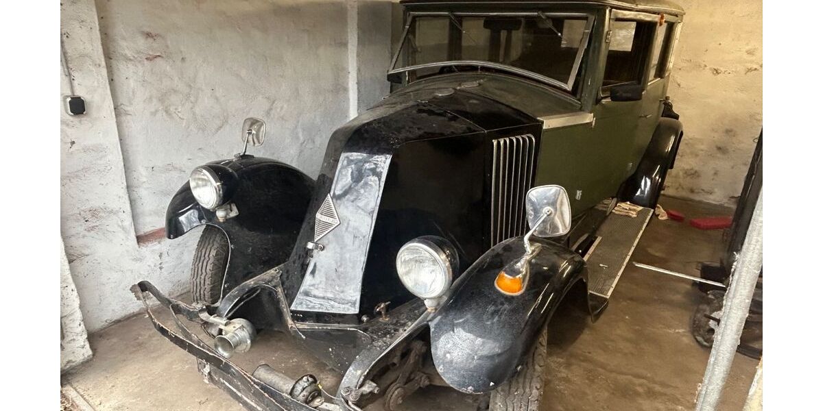 Renault Andere 1.267 km 9.999 &euro; essen 45326