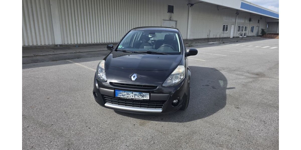 Renault Clio 209.603 km 2.499 &euro; Heiligenhaus 42579