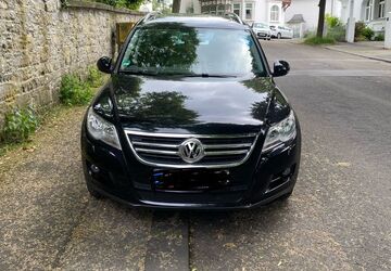 VW Tiguan 140.000 km 8.000 &euro; Wuppertal 42327