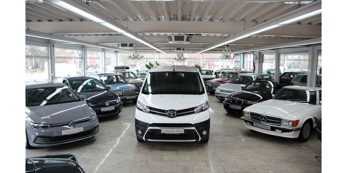 Toyota Proace (Verso) 110.000 km 11.990 &euro; Essen 45356