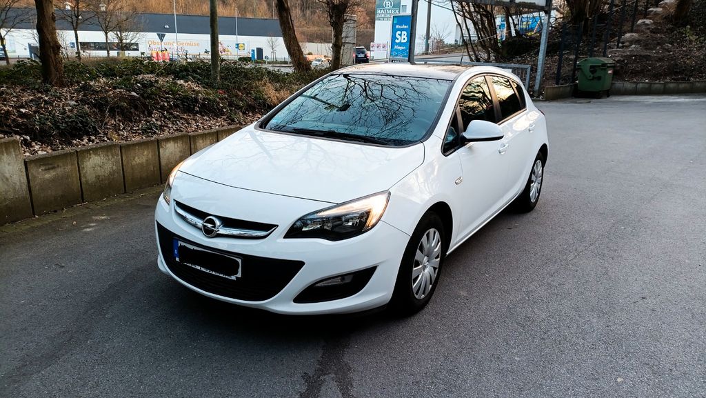 Opel Astra 131.500 km 5.600 &euro; Wuppertal 42389