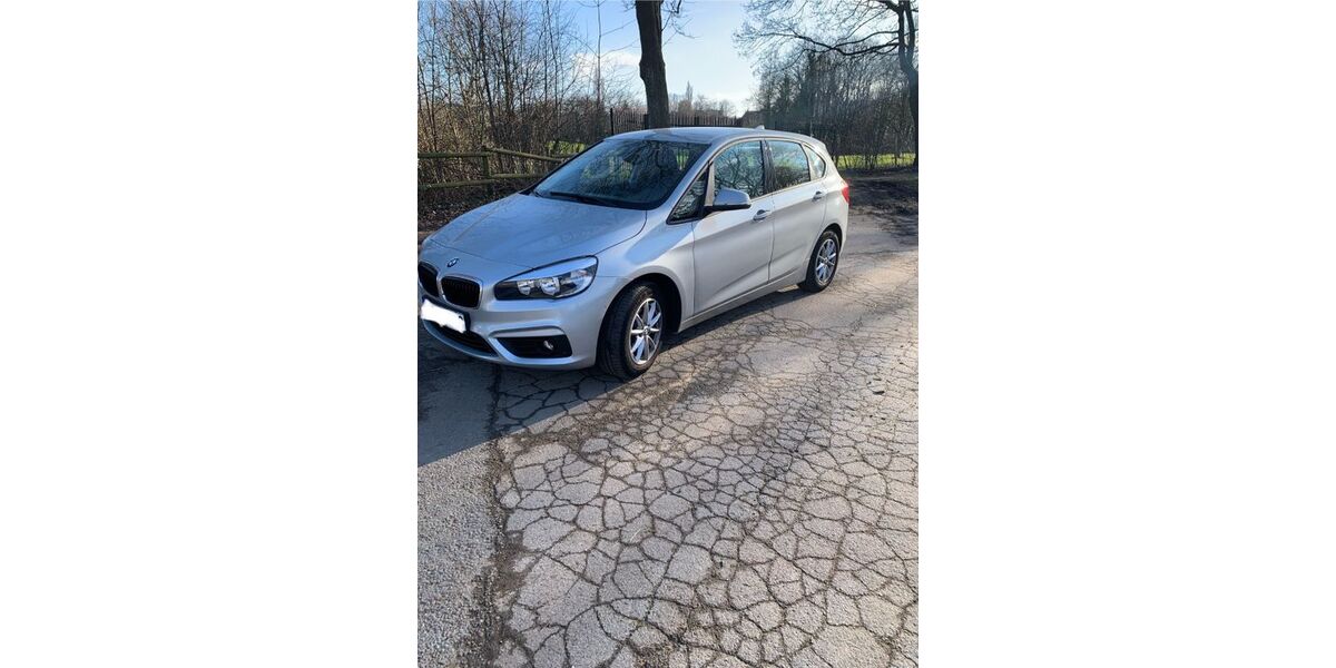 BMW 218 Active Tourer 80.700 km 12.700 &euro; Mülheim 45478