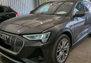 Audi e-tron 87.751 km 34.095 &euro; Hagen 58091