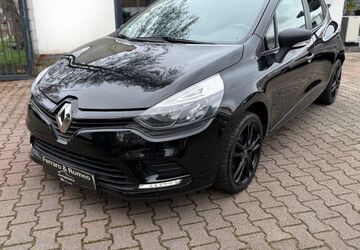 Renault Clio 42.367 km 7.699 &euro; Gelsenkirchen 45884