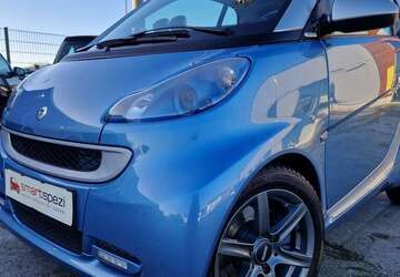 Smart forTwo 49.141 km 7.499 &euro; Essen 45136