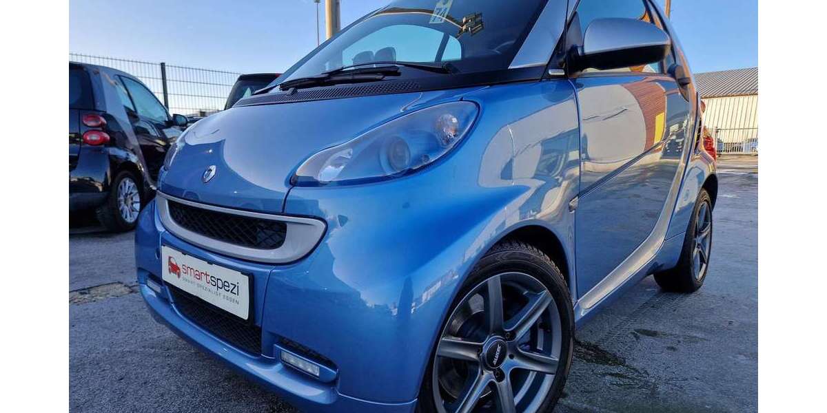 Smart forTwo 49.141 km 7.499 &euro; Essen 45136