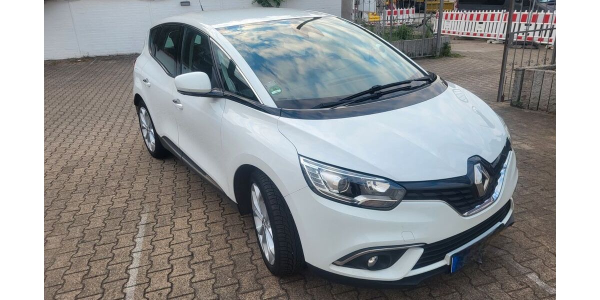 Renault Scenic 121.000 km 6.999 &euro; Oberhausen 46145