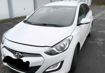 Hyundai i30 164.400 km 5.950 &euro; Castrop-Rauxel 44577