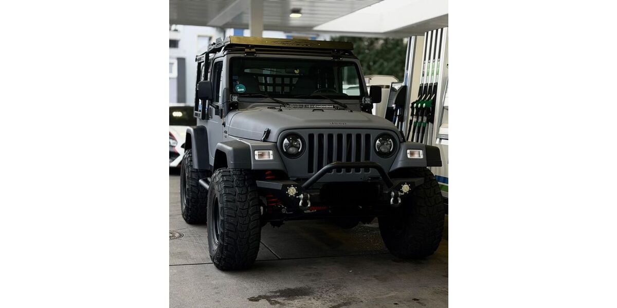 Jeep Wrangler 174.630 km 31.800 &euro; Recklinghausen 45661