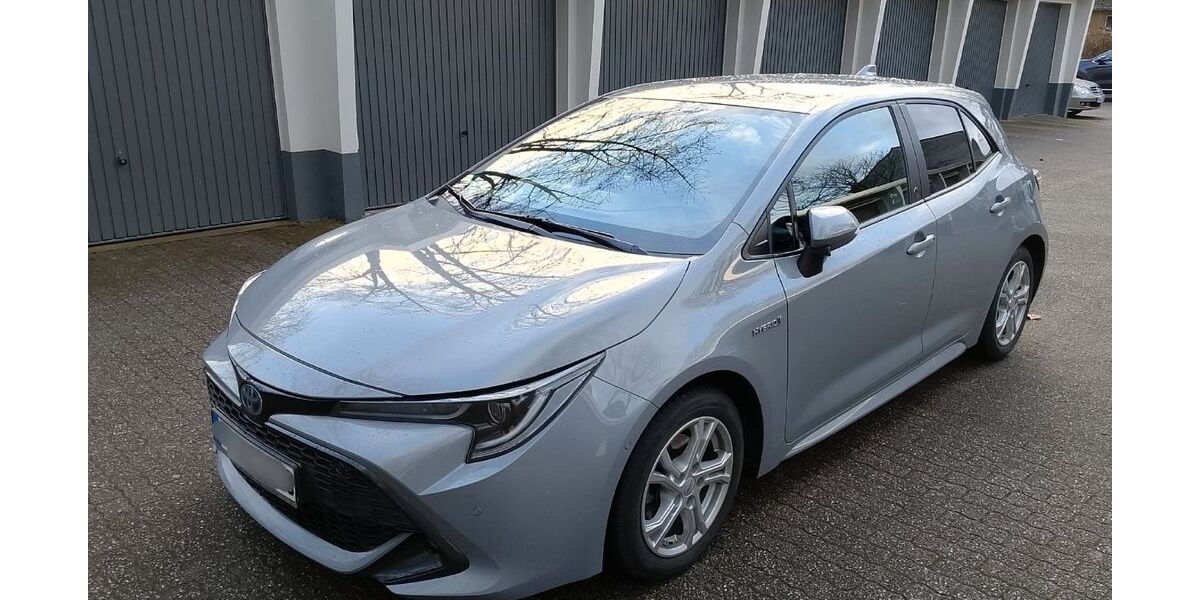 Toyota Corolla 78.500 km 15.990 &euro; Mülheim 45476