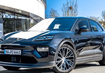 Porsche Macan 10.499 km 88.900 &euro; Hagen 58119