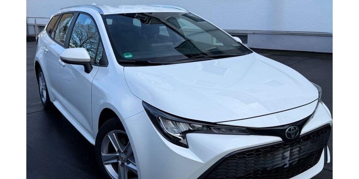 Toyota Corolla 70.700 km 16.900 &euro; Wuppertal 42389