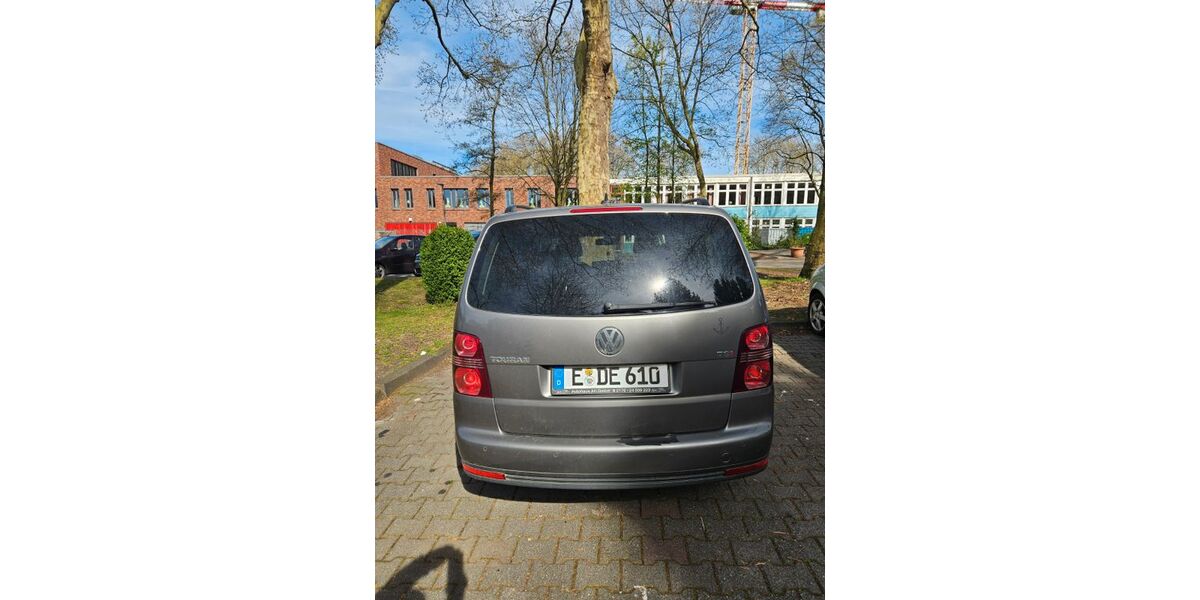 VW Touran 171.517 km 4.200 &euro; Essen 45326
