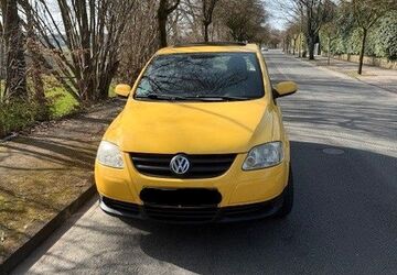 VW Fox 121.883 km 2.250 &euro; Wuppertal 42349