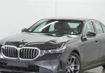 BMW 530 23.415 km 51.440 &euro; Bochum 44809