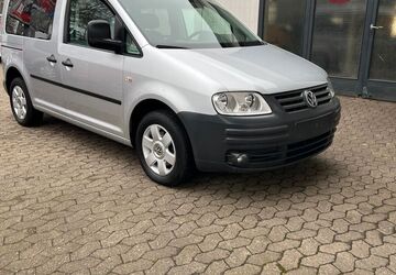 VW Caddy 161.000 km 5.980 &euro; Essen 45141