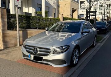 Mercedes-Benz E 220 174.000 km 19.900 &euro; Bochum 44807
