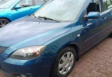 Mazda 3 82.000 km 3.490 &euro; Recklinghausen 45659