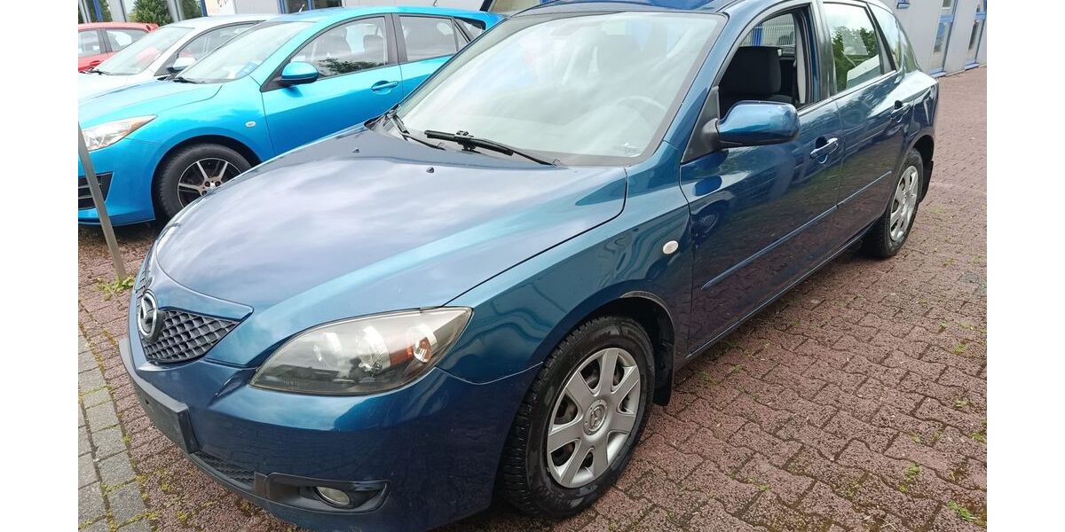 Mazda 3 82.000 km 3.490 &euro; Recklinghausen 45659