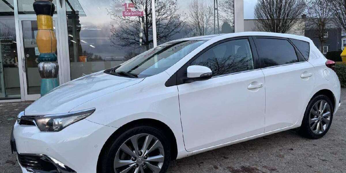 Toyota Auris 88.800 km 11.950 &euro; Hagen 58099