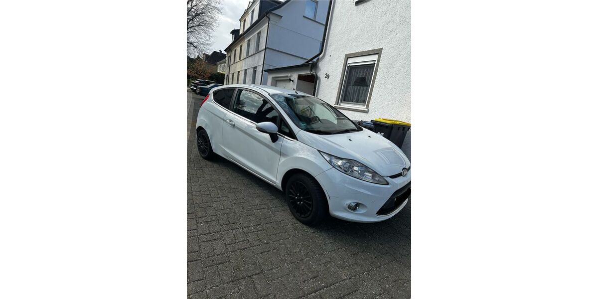 Ford Fiesta 172.023 km 1.800 &euro; Hagen 58135