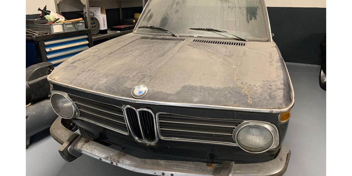 BMW 2002 83.000 km 15.999 &euro; Oberhausen 46145