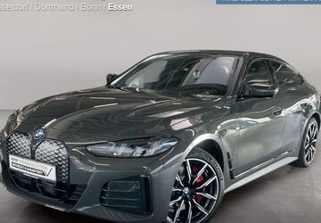 BMW i4 31.179 km 48.999 &euro; Essen 45141