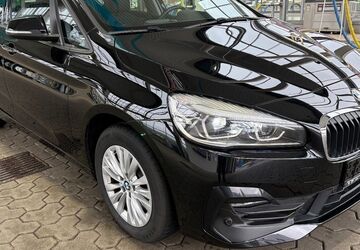 BMW 218 Active Tourer 99.721 km 17.650 &euro; Essen 45356