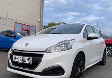 Peugeot 208 71.120 km 8.950 &euro; Velbert 42553
