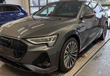 Audi e-tron 48.785 km 39.075 &euro; Hagen 58091